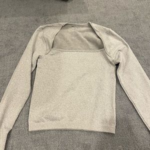Grey long sleeve